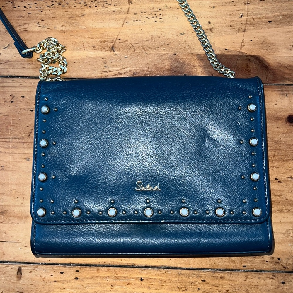 Salad Made by AW 1929 crossbody in a navy blue color - Picture 3 of 17